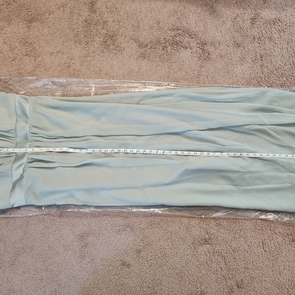 Alfred Angelo Viola Sage Green Bridesmaid/Prom Dress NWT Size 16 Halter Top - Picture 4 of 9